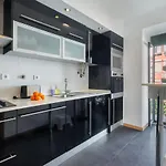 דירה Whome Premium Family W/ Lift, Ac & Barbecue ליסבון