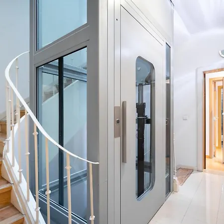 Whome Premium Family W/ Lift, Ac & Barbecue Appartement *